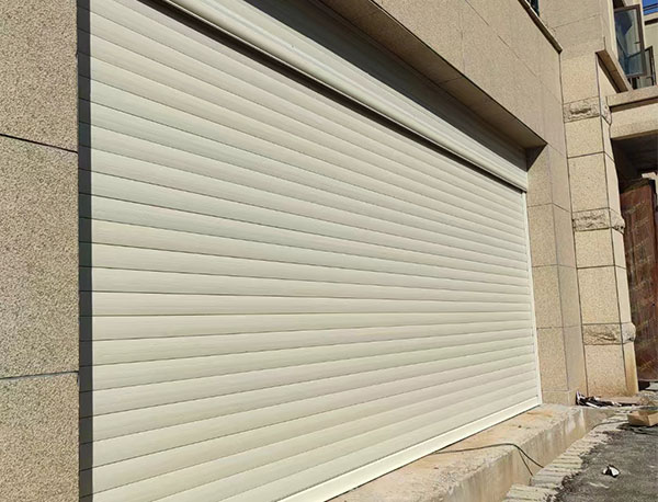 別墅車庫門